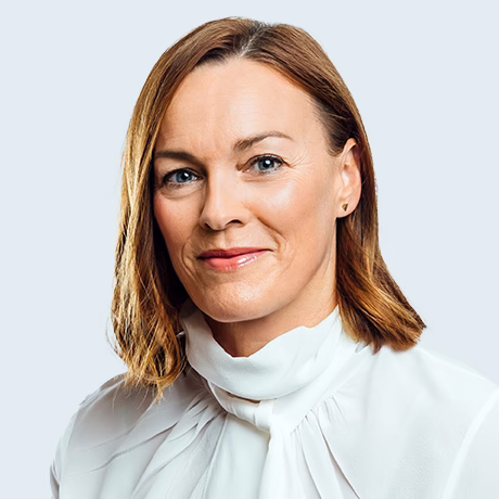 Headshot of Vision Eye Institute Group Marketing Manager, Siobhan Todhunter.